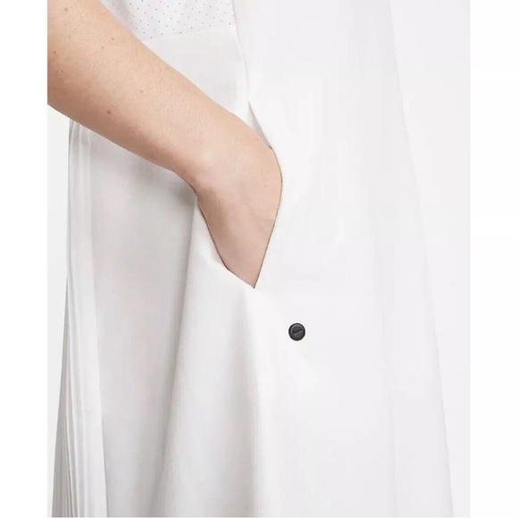 Nike DriFit Golf Dress - Picture 3 of 12